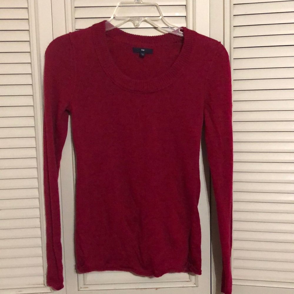 Gap Sweater